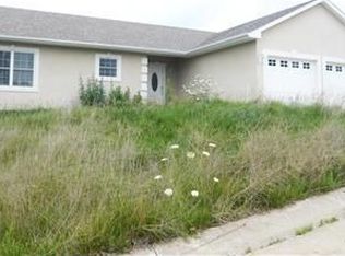 1836 Pinnacle Point Dr, Holts Summit, MO 65043