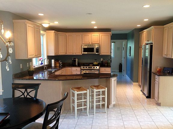 Open floor plan kitchen