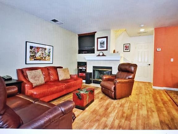 4th image of 6353 Holly Gillingham Ln