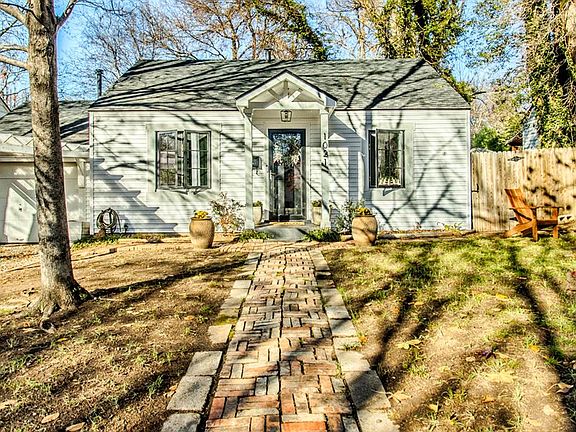 2nd image of 1021 McFarland St
