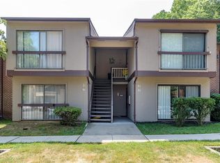 91 Hancock Ct, Red Bank, NJ