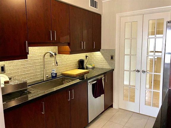 3rd image of 78 Harrison Garden Blvd Unit 1507
