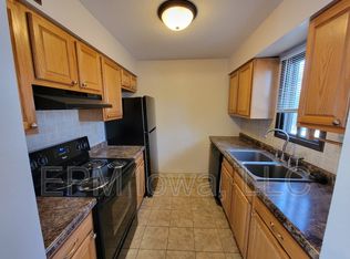 1610 Seminole Ave NW #1, Cedar Rapids, IA 52405