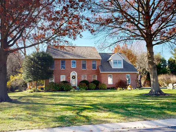 4 Waterwheel Cir, Dover, DE 19901