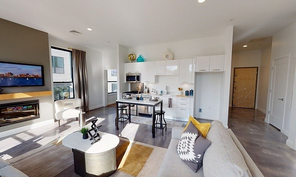 1st image of 28 Mechanic St #501