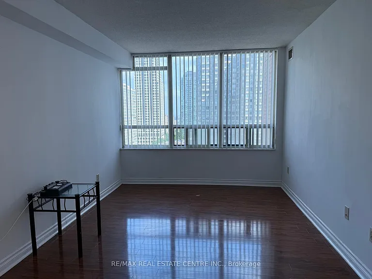 265 Enfield Pl #1403 — Photo 8