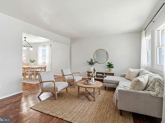 5th image of 9110 Meadow Heights Rd