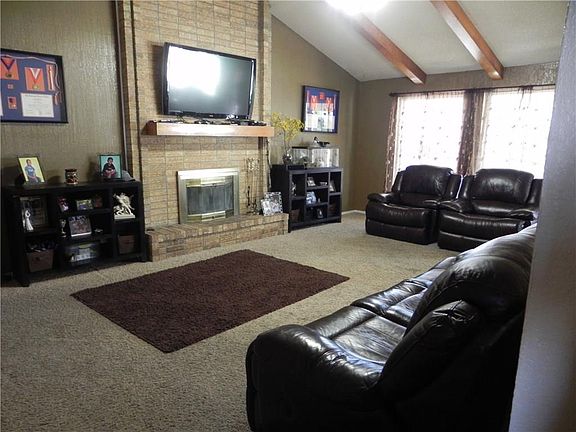 5th image of 4489 General Maloney Cir