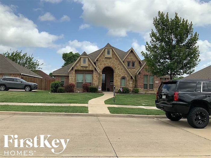 1st image of 6605 Meadow Glen Dr