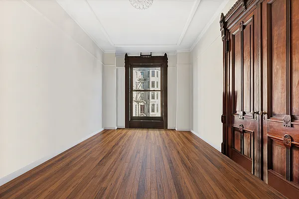 Rented by Compass | media 13