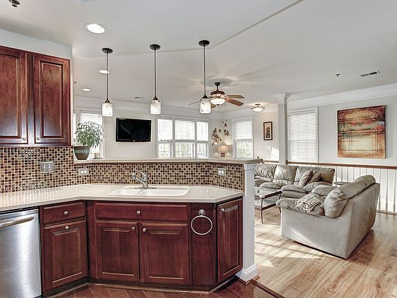 3rd image of 7127 Huntley Creek Pl #51