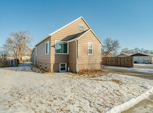 311 15th St S, Bismarck, ND 58501