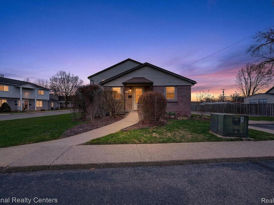 1st image of 38220 Carolon Blvd