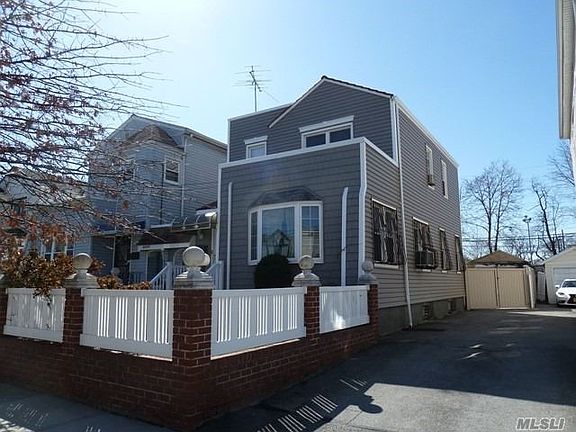 2nd image of 23214 Mentone Ave