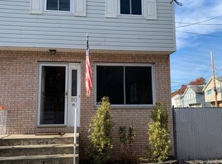 50 Vanessa Ln, Staten Island, NY 10312