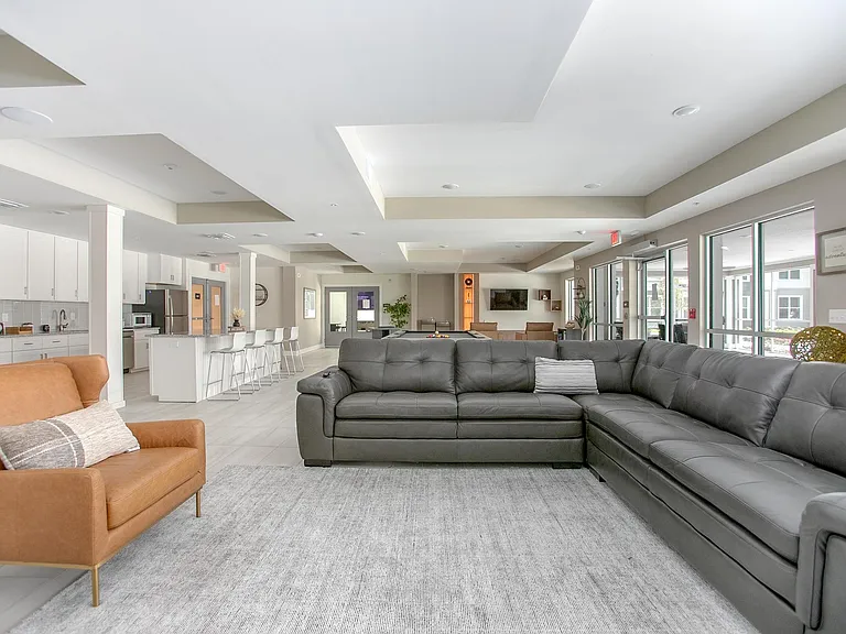 Fern Grove Apartments — Photo 12