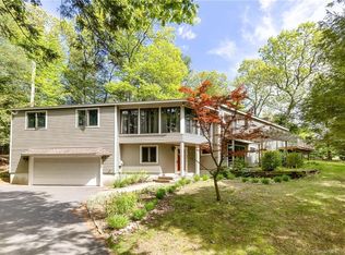 13 Cranberry Ln, Granby, CT 06035