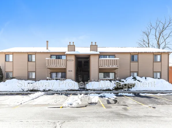 1005 Woodhollow Dr, Marlton, NJ 08053