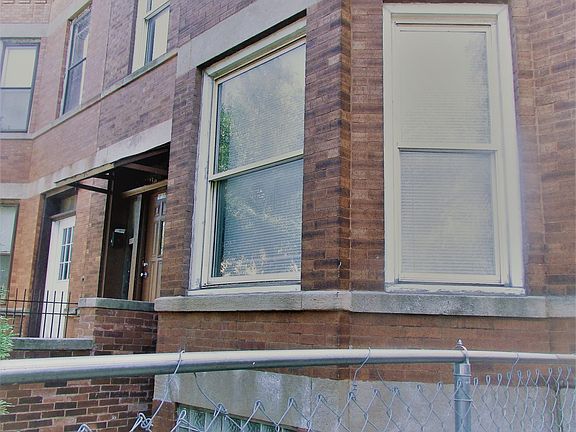 4th image of 10130 S Ewing Ave