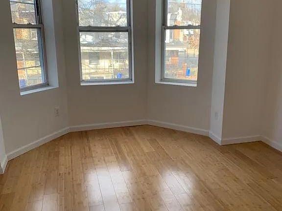 2nd image of 5038 Brown St