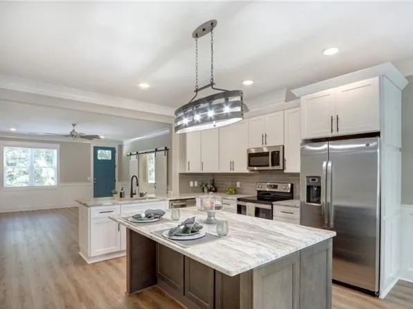2203 Downing Ave, Savannah, GA 31404