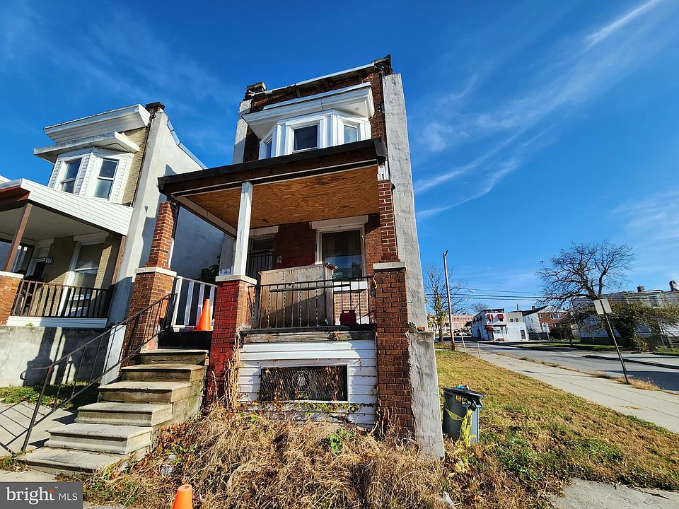 1st image of 1572 Carswell St