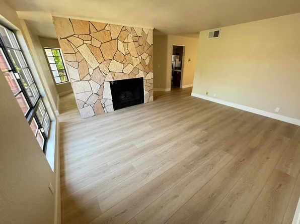 230 Bethany Rd APT 210, Burbank, CA 91504