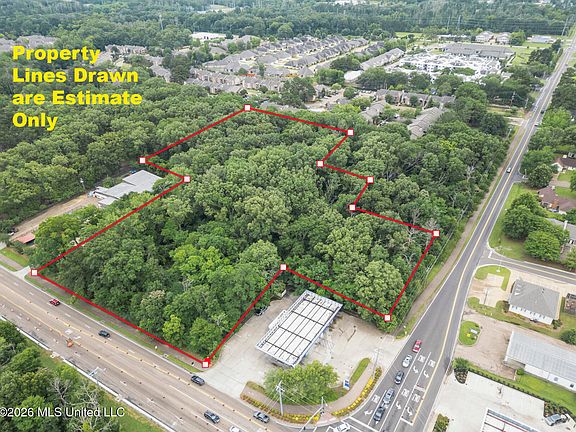 2nd image of Lake Harbour Dr