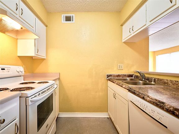 3rd image of 1950 Spenwick Dr Unit 358