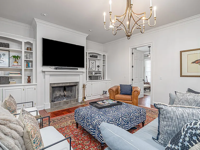 117 Fairwind Rd — Photo 3