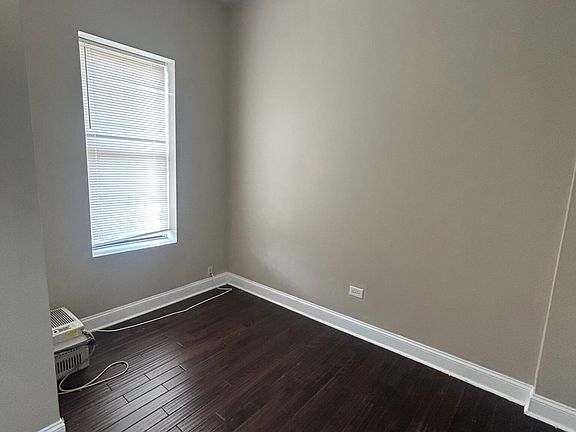 5th image of 1856 S Blue Island Ave APT 3R