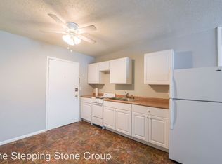 200 1st St #4866382, Excelsior, MN 55331