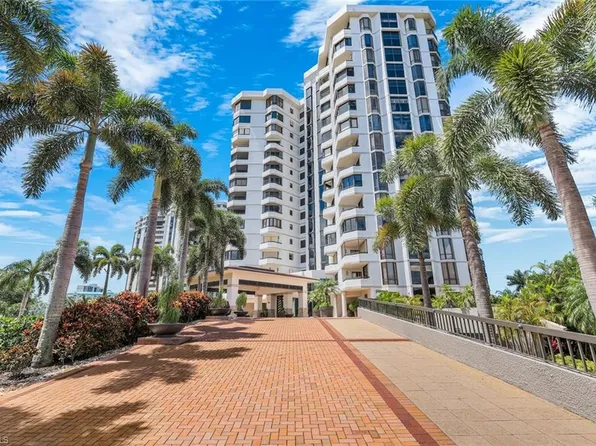 6075 Pelican Bay BLVD #104, NAPLES, FL 34108
