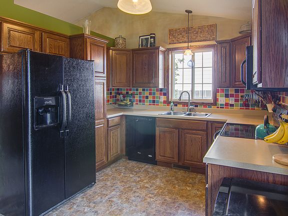4th image of 4008 W 93rd St