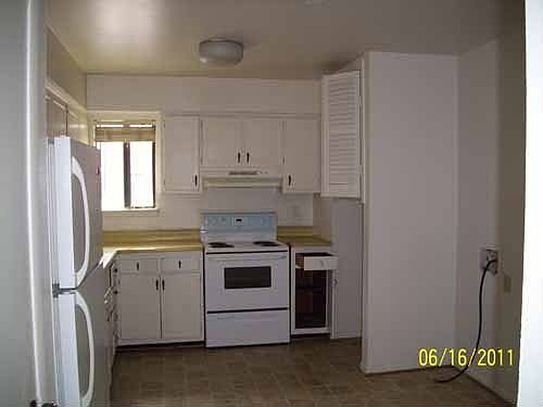 2nd image of 1415 E Tanners Creek Dr