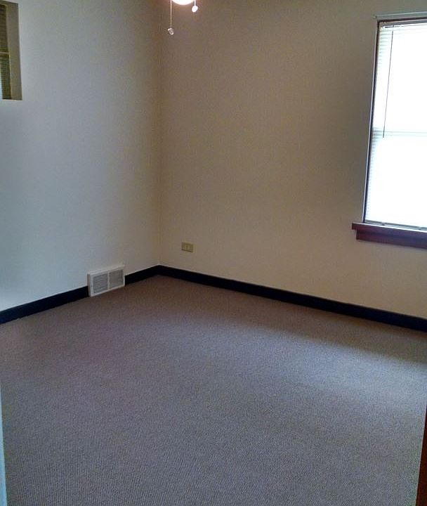 2nd image of 821 W Greenwood Ave APT 7