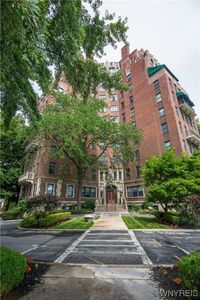 800 W Ferry St APT 2D, Buffalo, NY, 14222