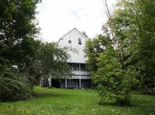 54 Newbury St, Auburn, ME 04210