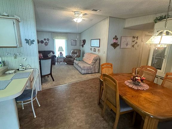 2nd image of 317 Crestwood Dr #317