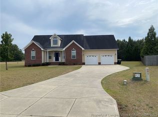 5608 Quiet Acres Ln, Wade, NC 28395