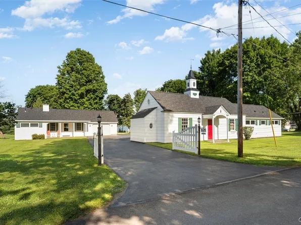 6381 Martin Dr, Rome, NY 13440