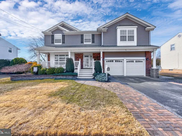 322 Ithaca Ave, Delran, NJ 08075