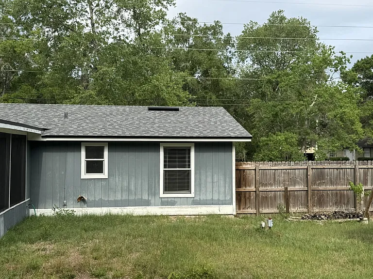 2120 Blair Rd — Photo 40