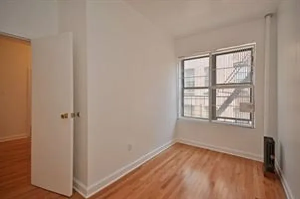 Rented by Douglas Elliman | media 6