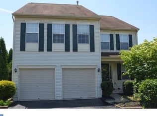 832 Red Coat Rd, Collegeville, PA 19426