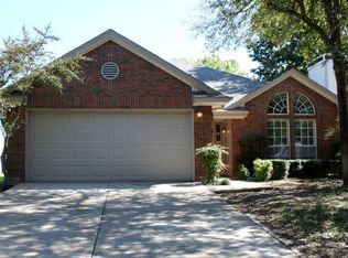 7508 Bear Lake Dr, Fort Worth, TX 76137
