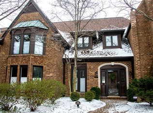 112 Bristol Sq, Pittsburgh, PA