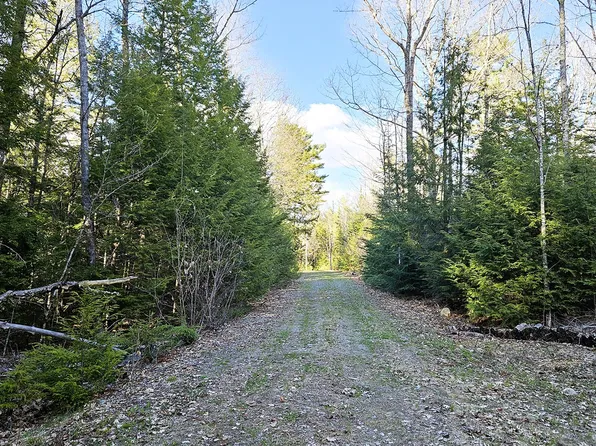 54 Rutabeggar Lane, Farmingdale, ME 04344