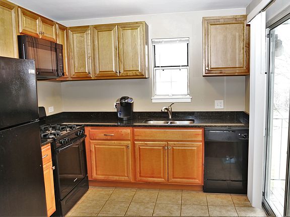 4th image of 130 Gant Cir APT C