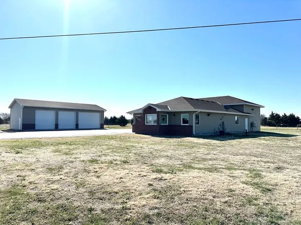 4305 E Us Highway 30, Grand Island, NE 68801